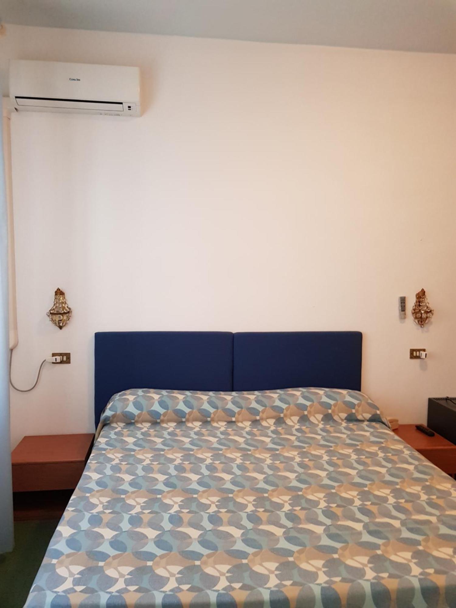 Meuble Andrea Doria Hotel Torre del Lago Puccini Eksteriør billede