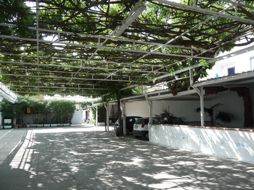 Meuble Andrea Doria Hotel Torre del Lago Puccini Eksteriør billede