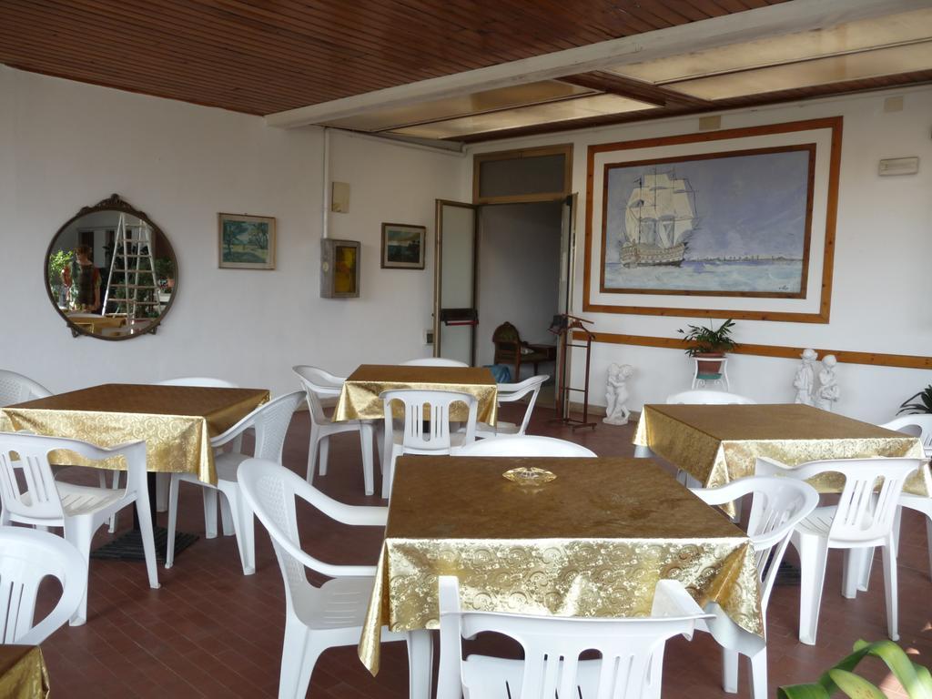 Meuble Andrea Doria Hotel Torre del Lago Puccini Eksteriør billede