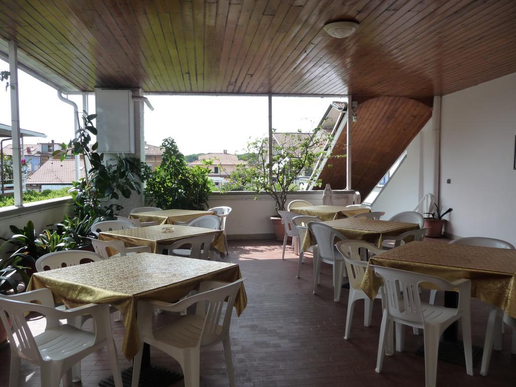 Meuble Andrea Doria Hotel Torre del Lago Puccini Eksteriør billede
